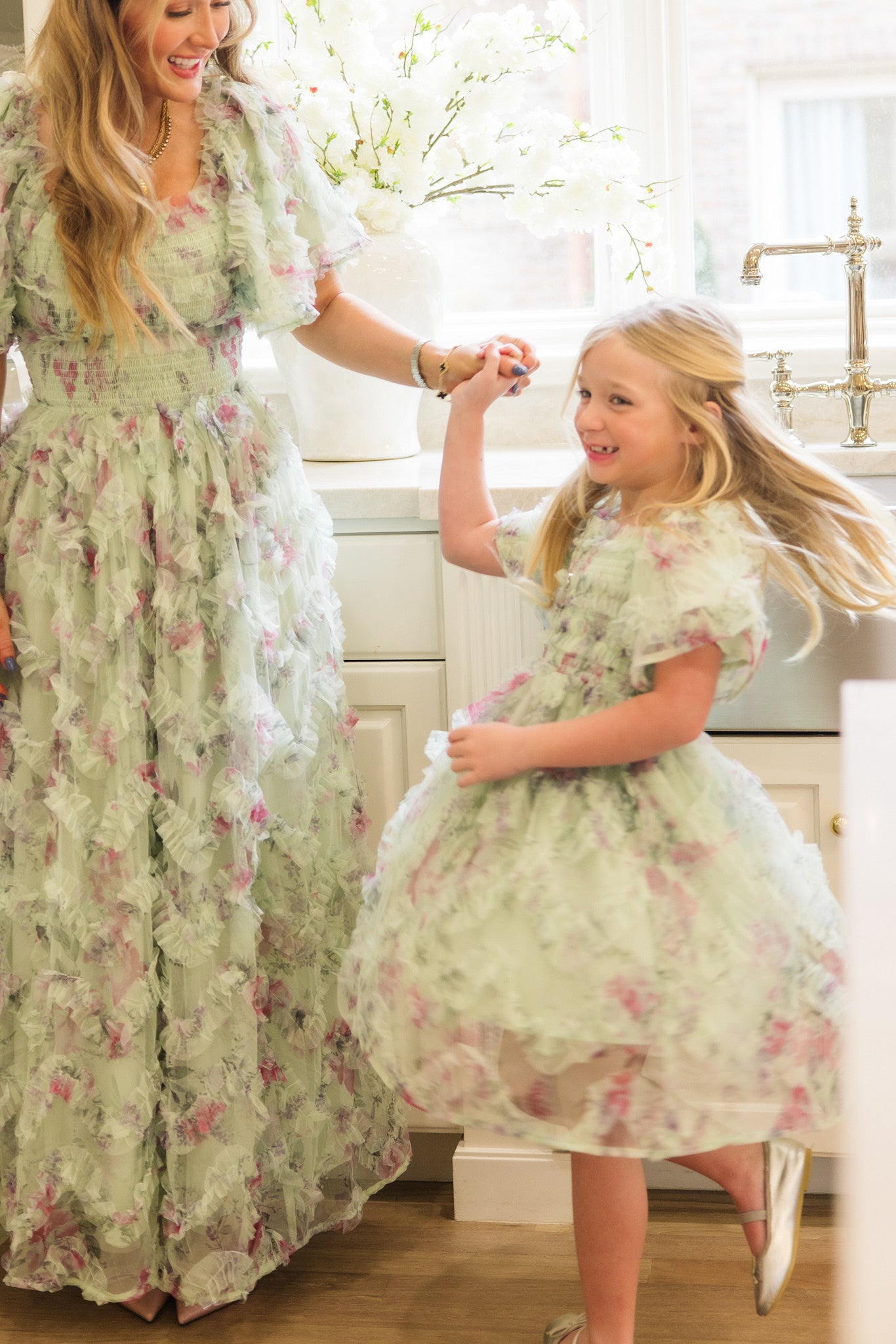 Florentina Dress in Pistachio Aquarelle Fleur - Image 17